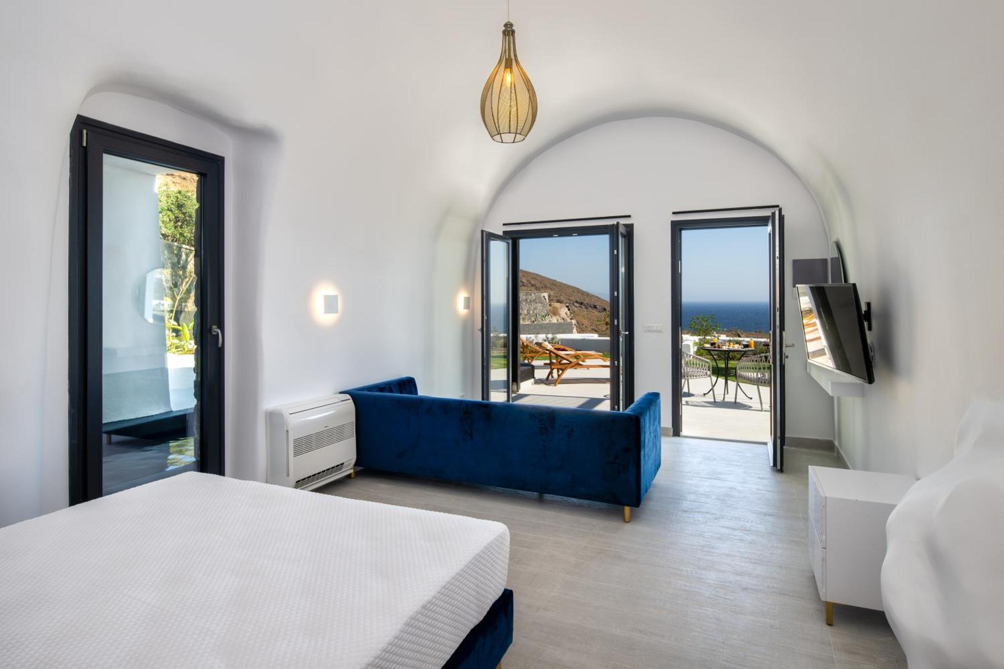 Palm Island Hotel *