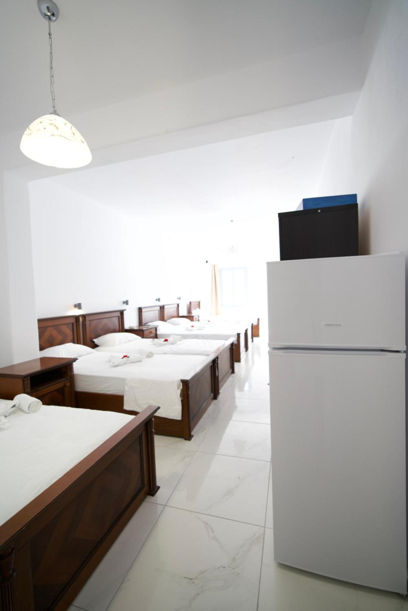 Dodomar Selection 4* Perissa (Santorini)