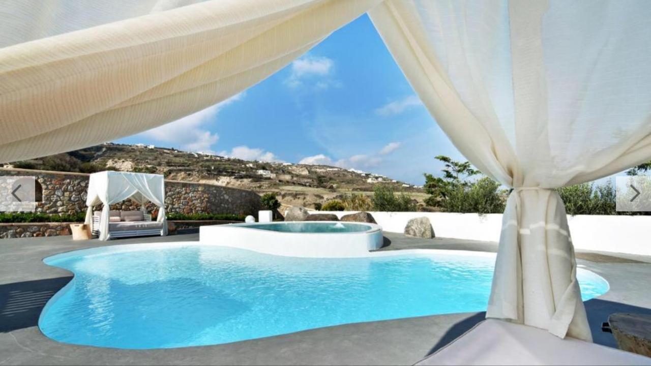 Harmony Luxury Private Villa Fira (Santorini)