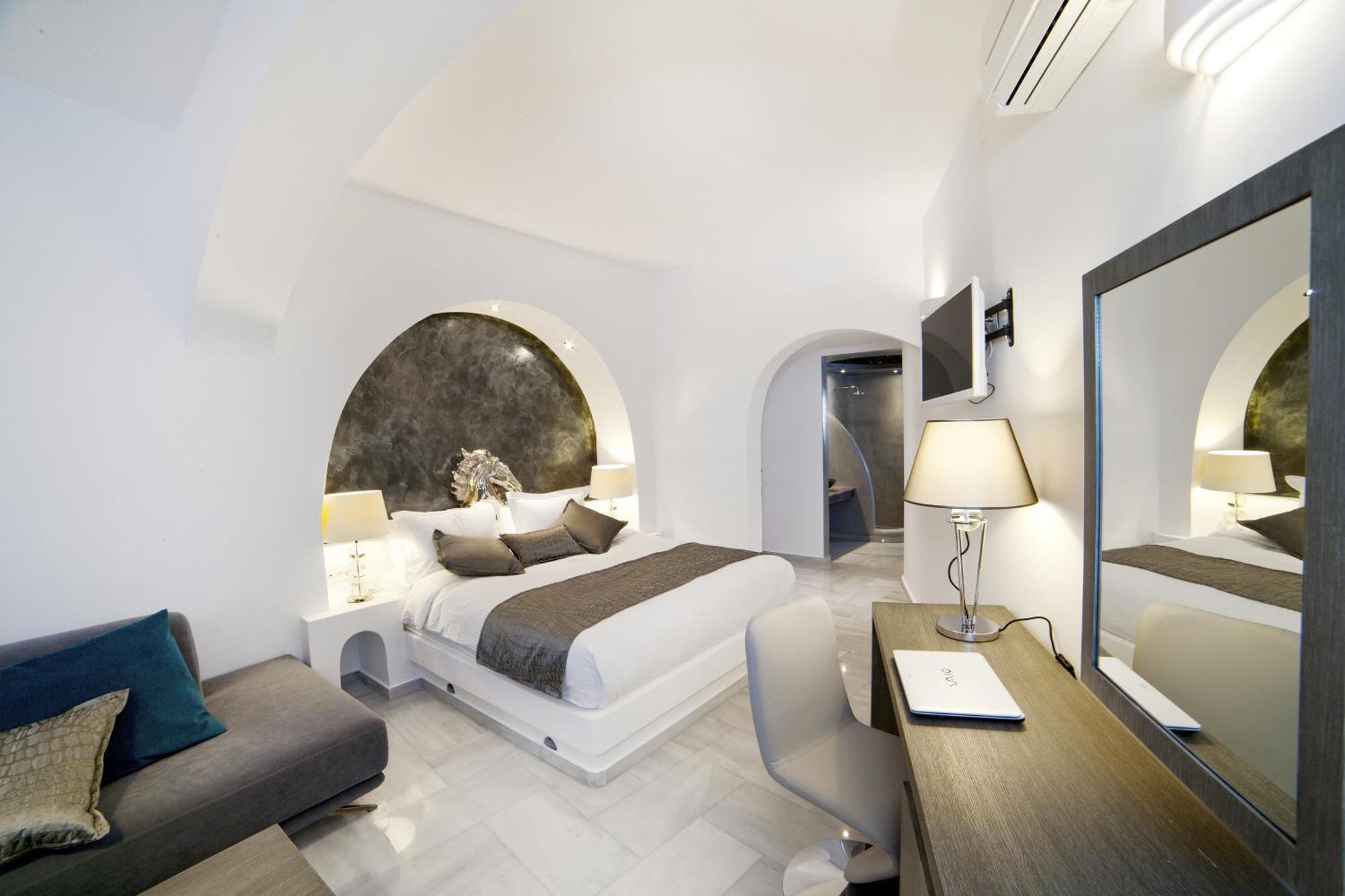 Hotel Anteliz Fira (Santorini)