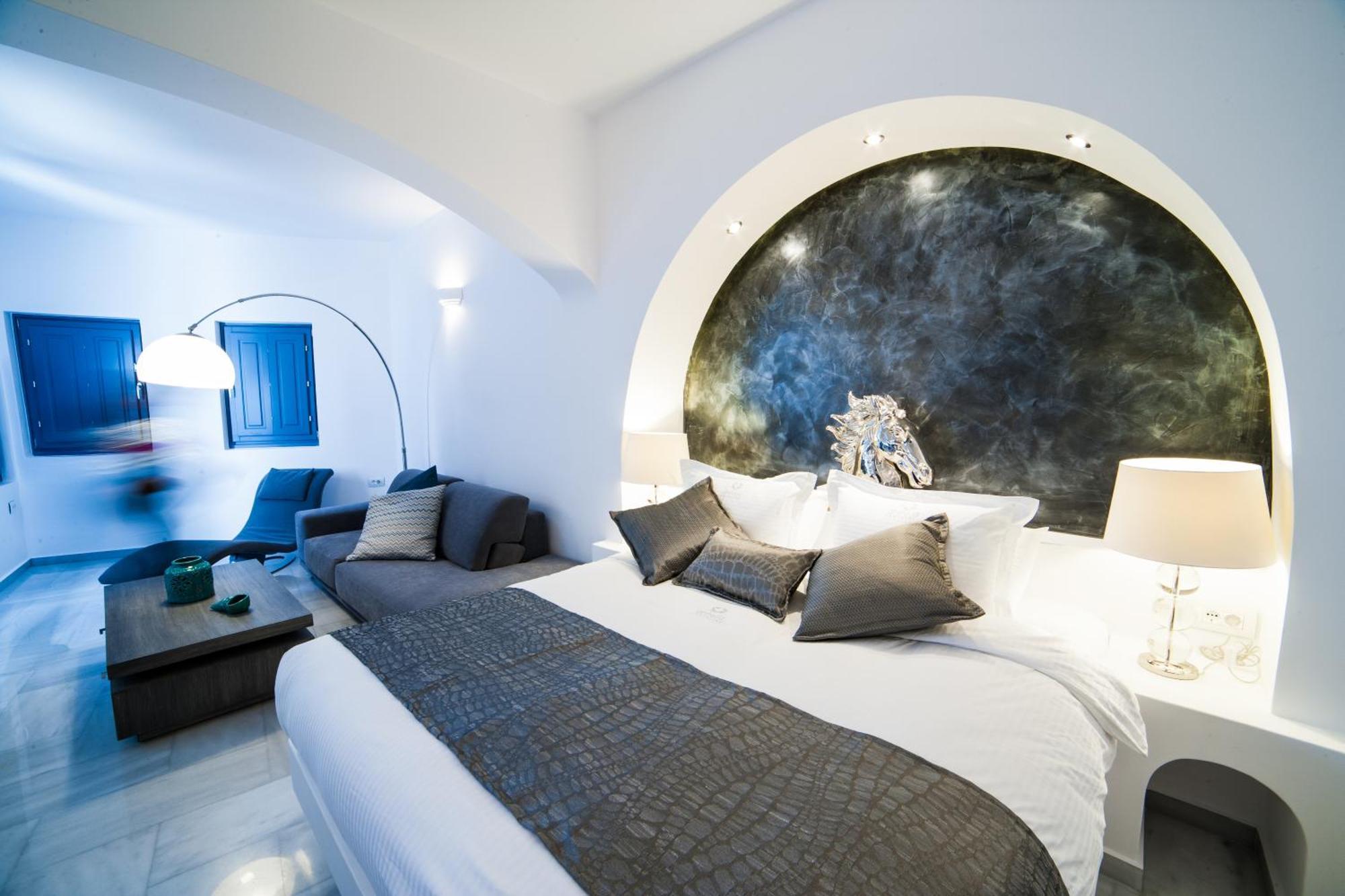 Anteliz Hotel Fira (Santorini)