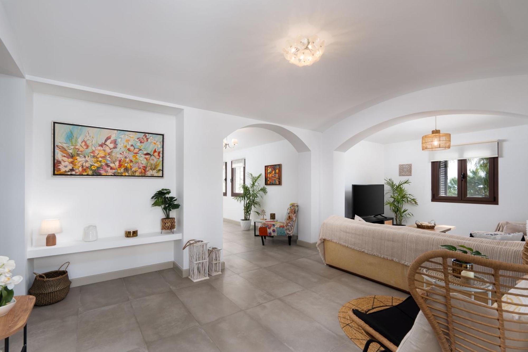Harmony Luxury Private Fira (Santorini)