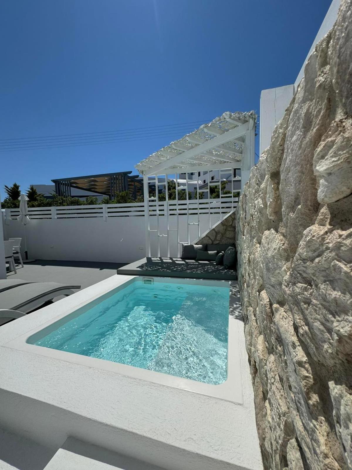 Anthemis Hotel