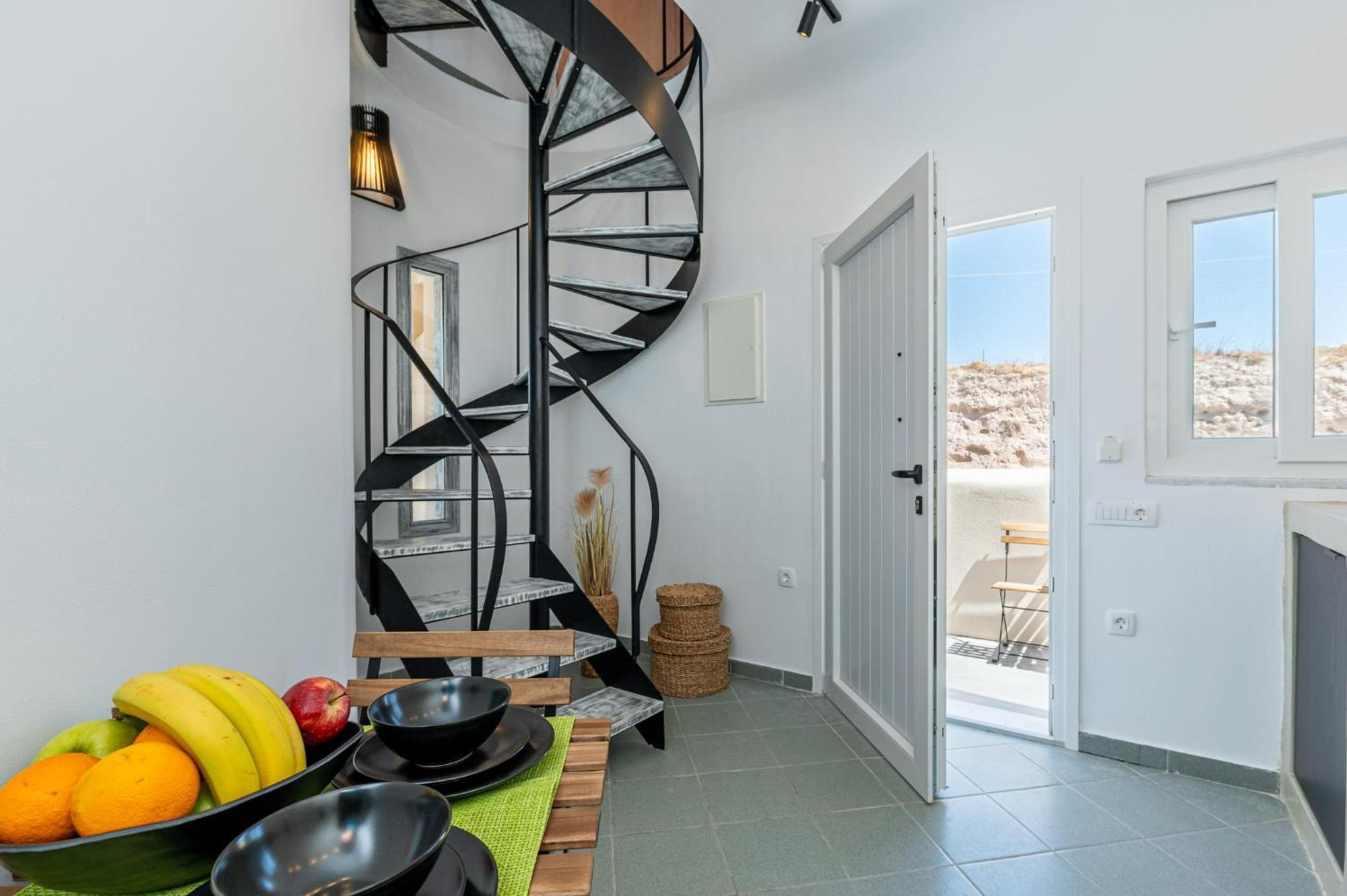 Chora Pousada Fira (Santorini)