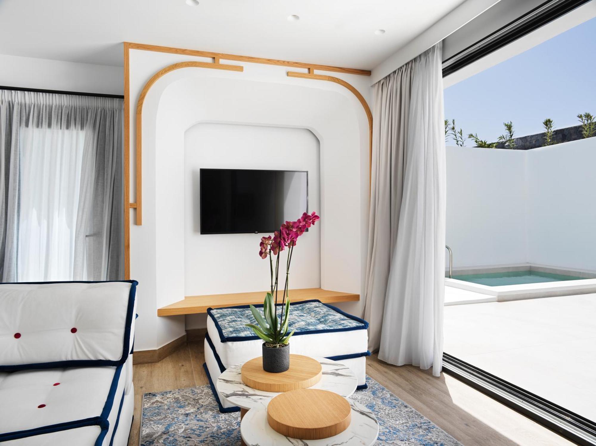 Cresanto Luxury 5* Imerovigli (Santorini)