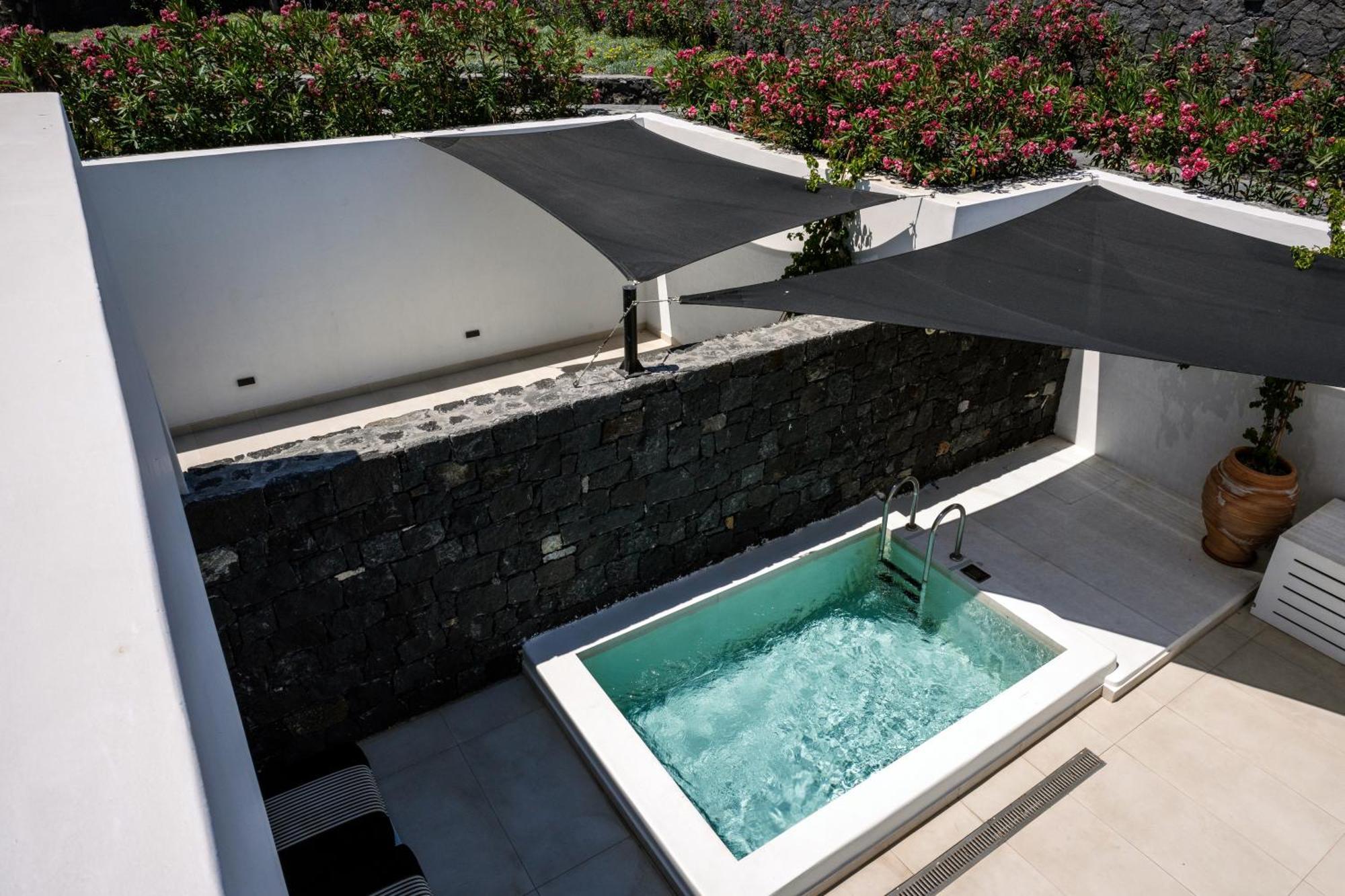 Hotel Cresanto Luxury