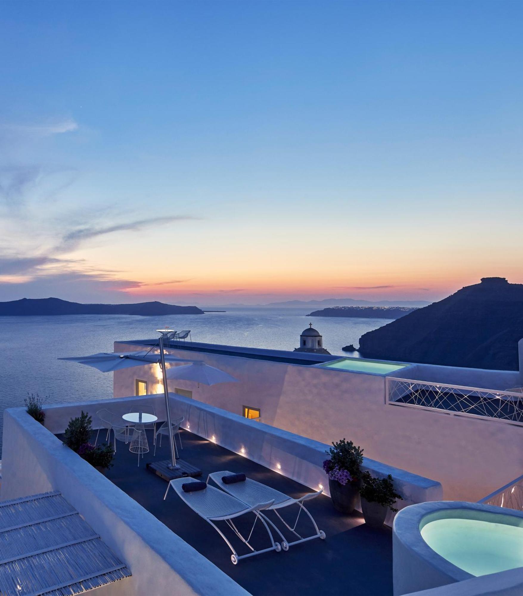 Limestone Hotel Fira (Santorini)