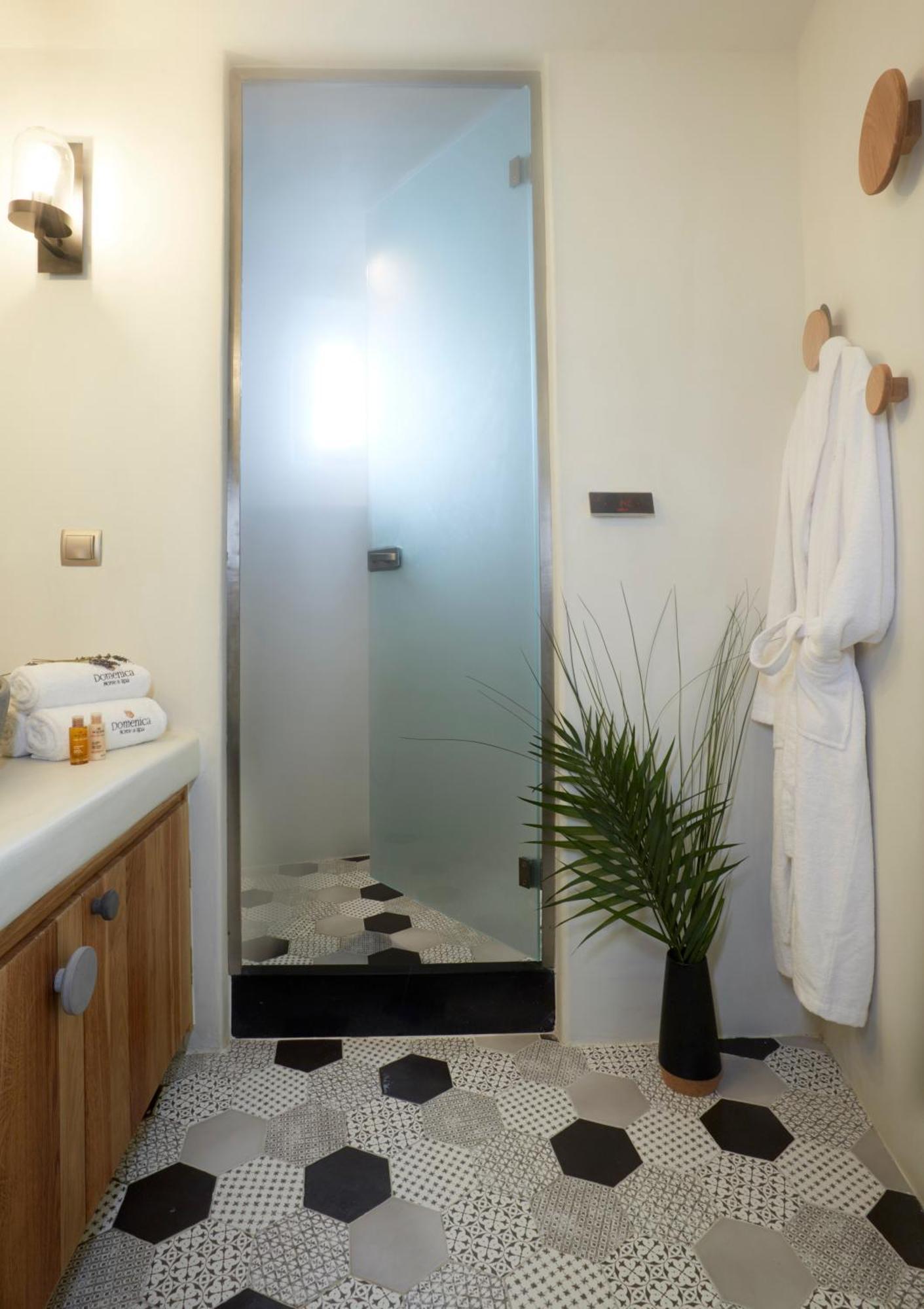 Yellow Orchid Cycladic House Aparthotel