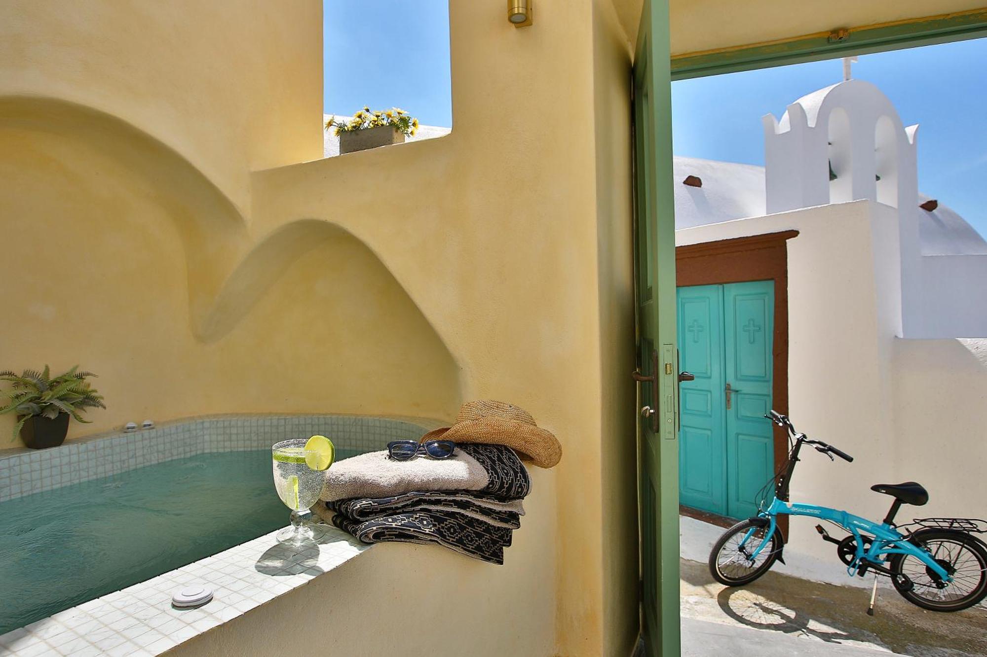 Yellow Orchid Cycladic House Aparthotel Pyrgos Kallistis