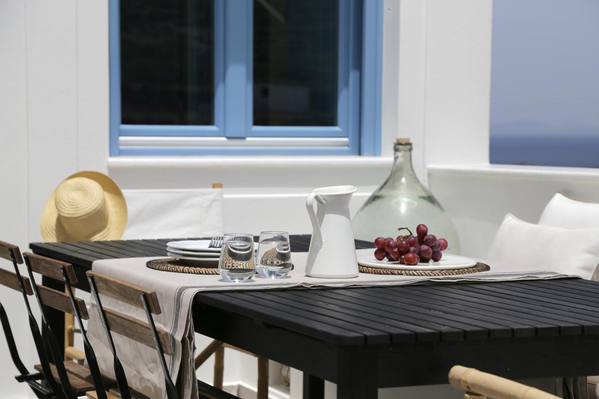 Villa Vino Santorini *