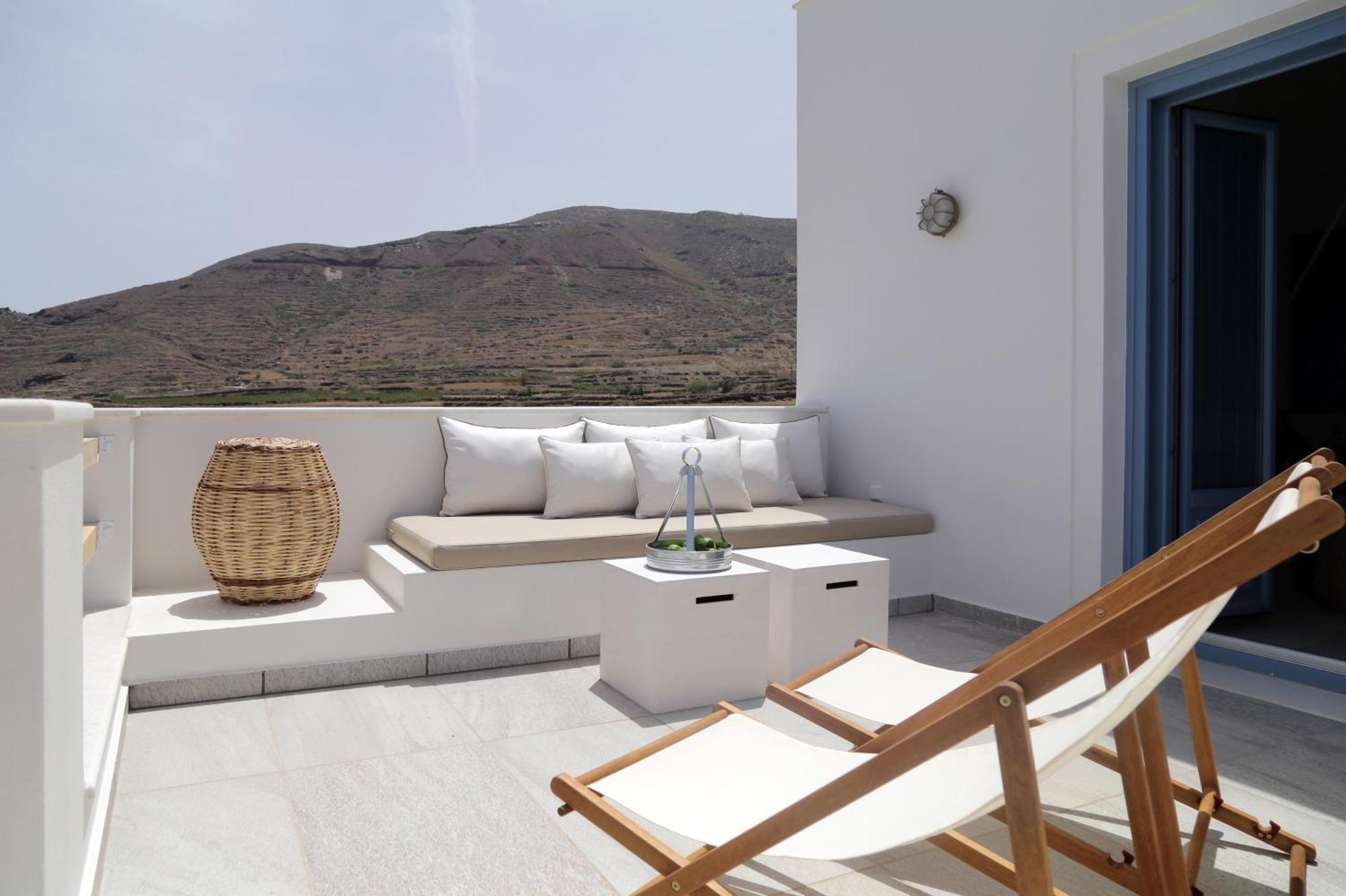 Vino Santorini Foinikia (Santorini)