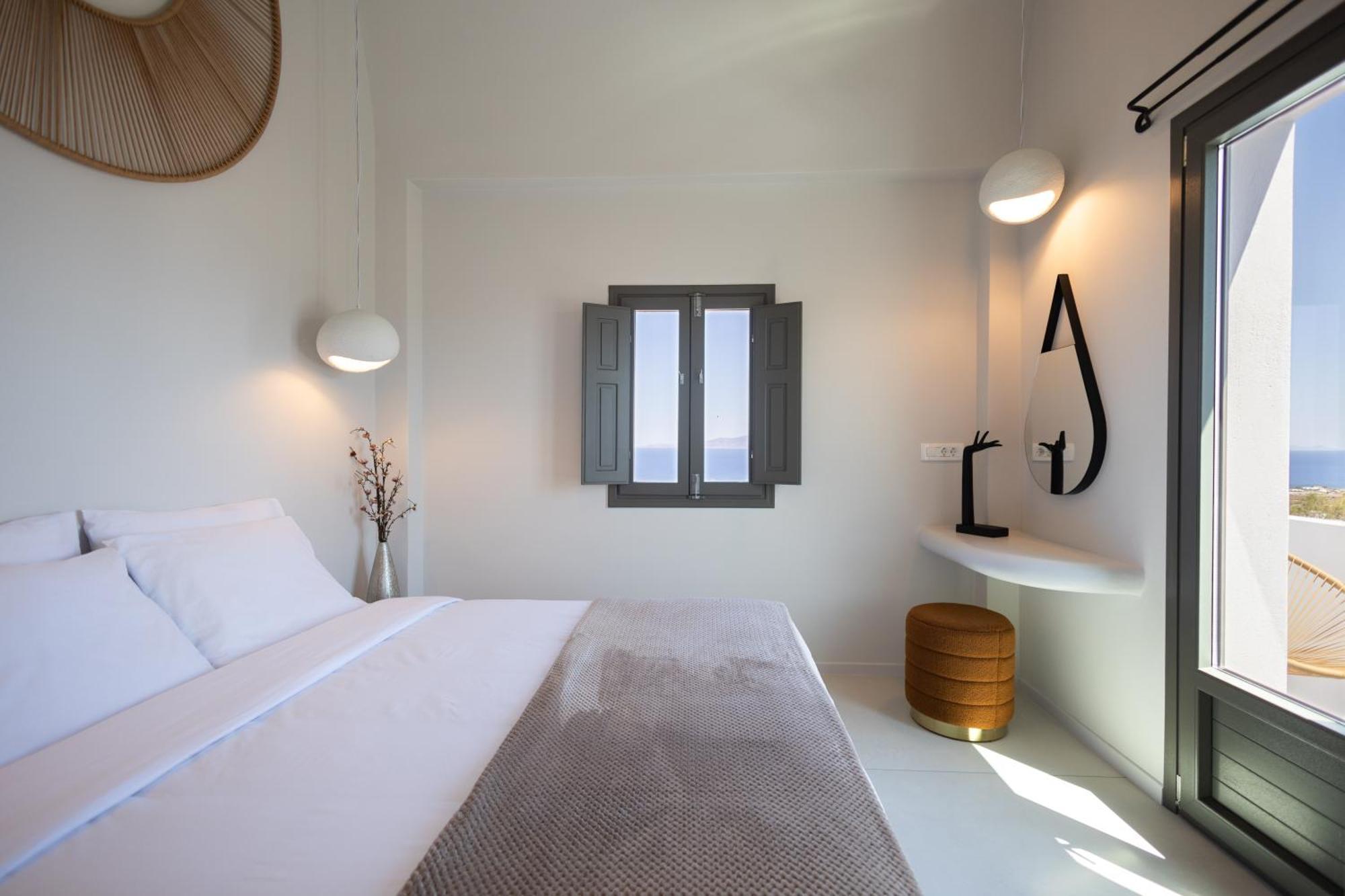 Niabelon Hotel Oia (Santorini)