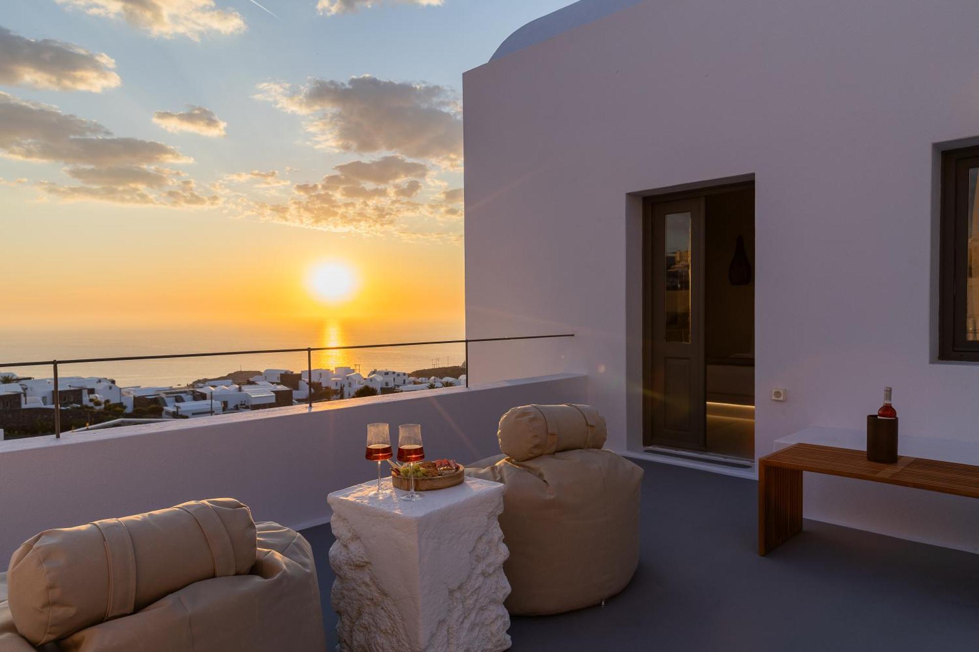 Niabelon Oia (Santorini)