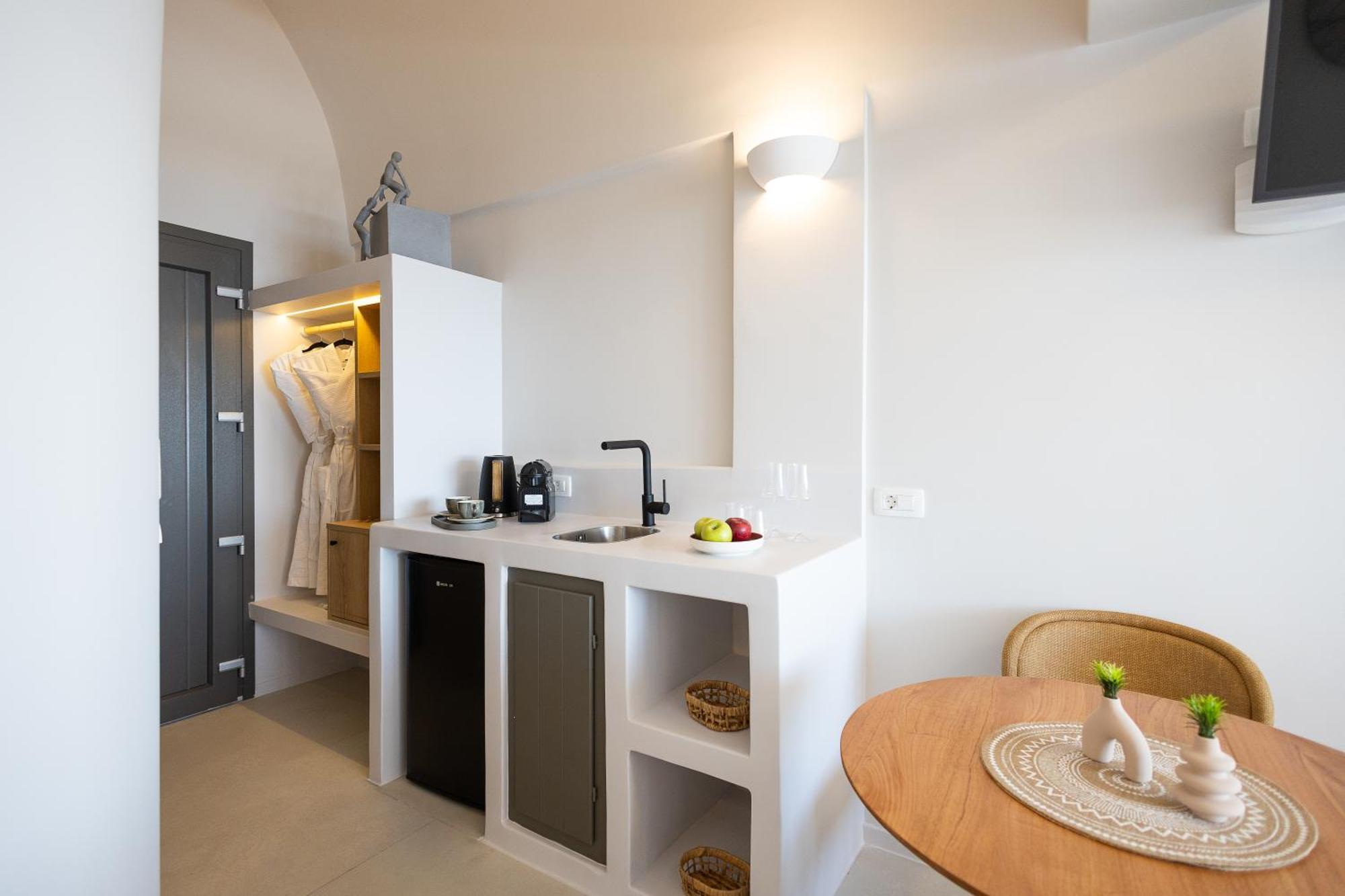 Niabelon Hotel *