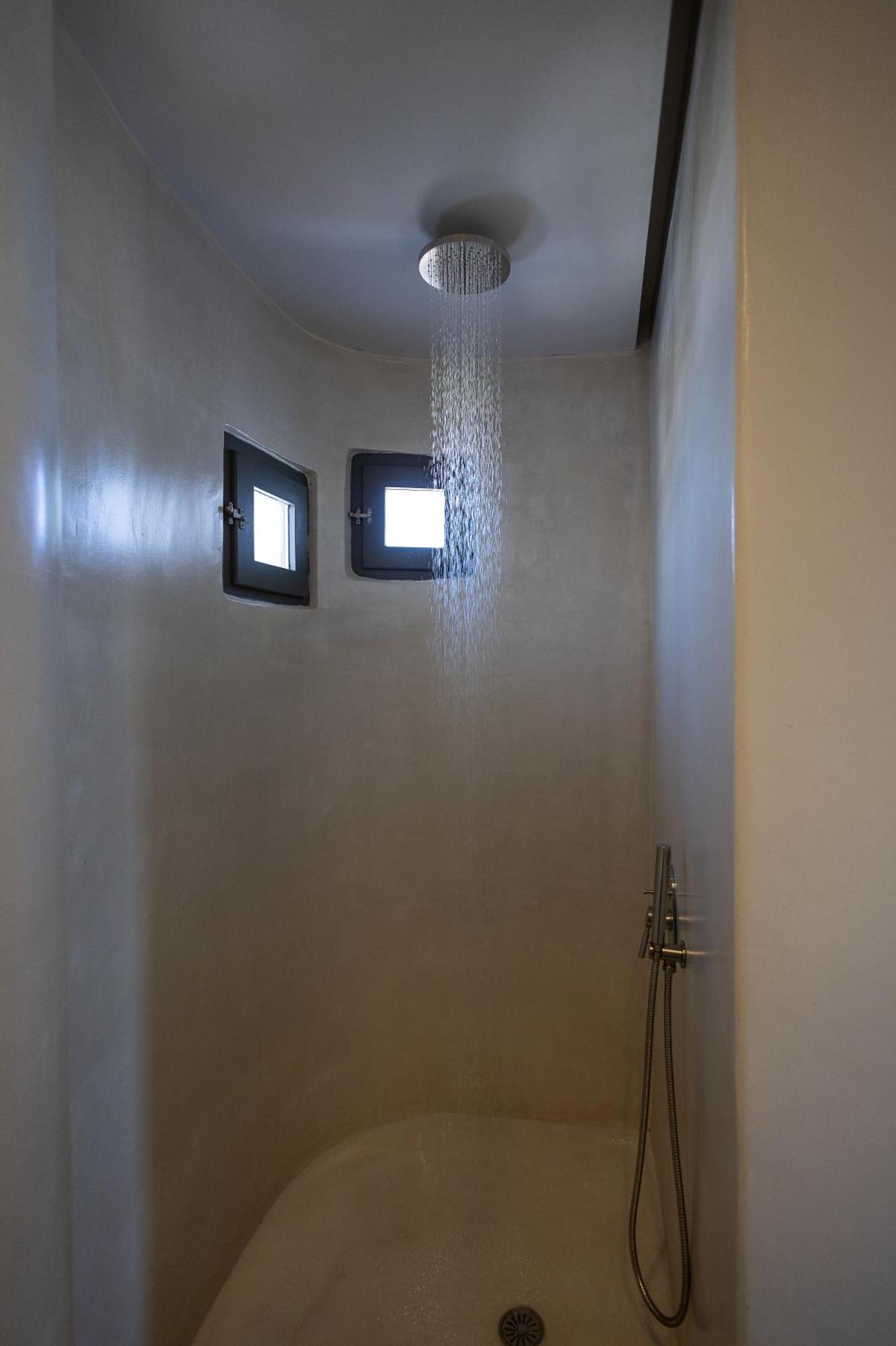 Niabelon Hotel *