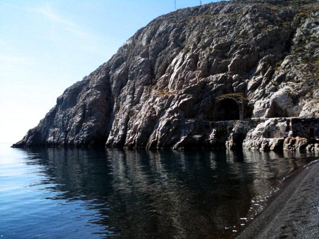 Dilino Kamari (Santorini)