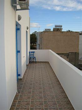 Aparthotel Marousi 2*