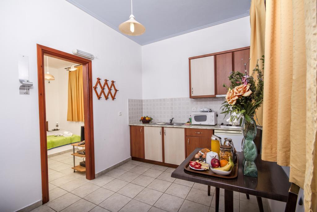 Birds - Including Car Aparthotel 3*