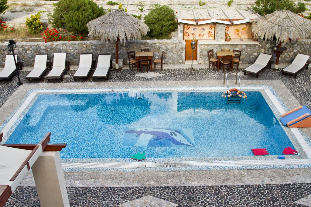 Birds - Including Car Aparthotel Perissa (Santorini)