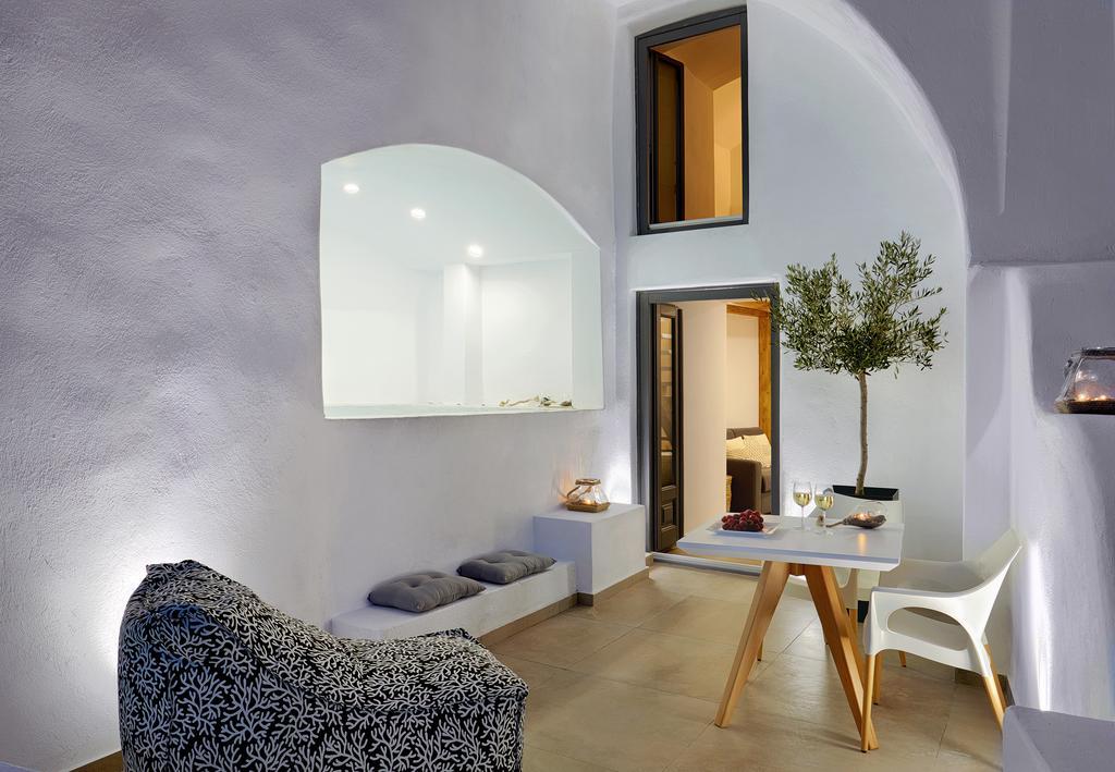 Callia Caves - Adults Only Apartment