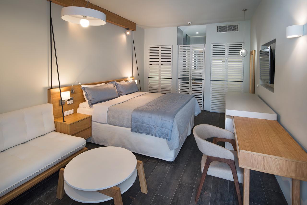 Hotel Meltemi Excelsior Perissa (Santorini)