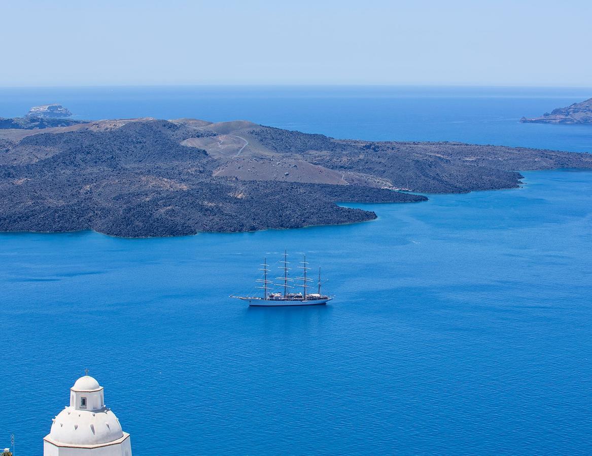 Limestone Fira (Santorini)