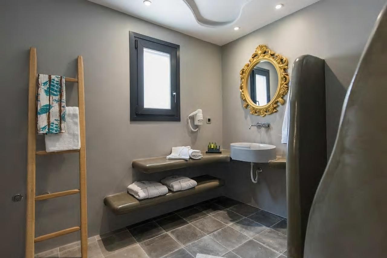 Villa Aurum Kamari (Santorini)
