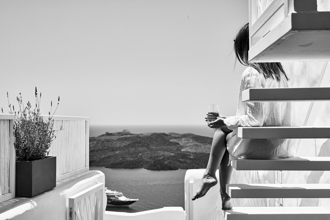 Limestone Fira (Santorini)