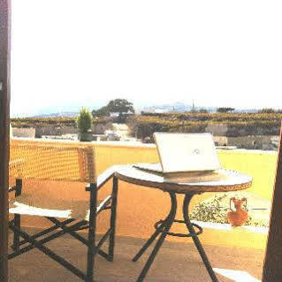 Aparthotel Emmanouela & 2*