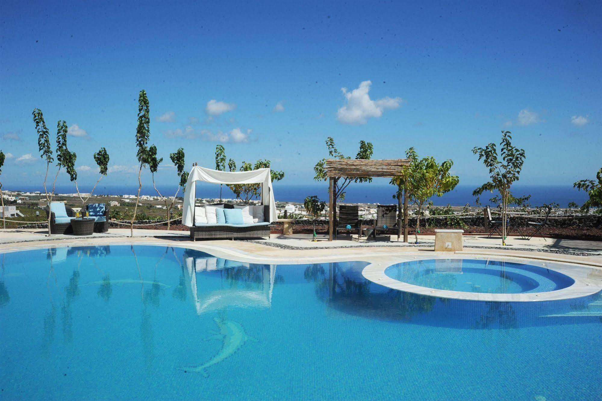 Santorini Mesotopos Aparthotel 3*