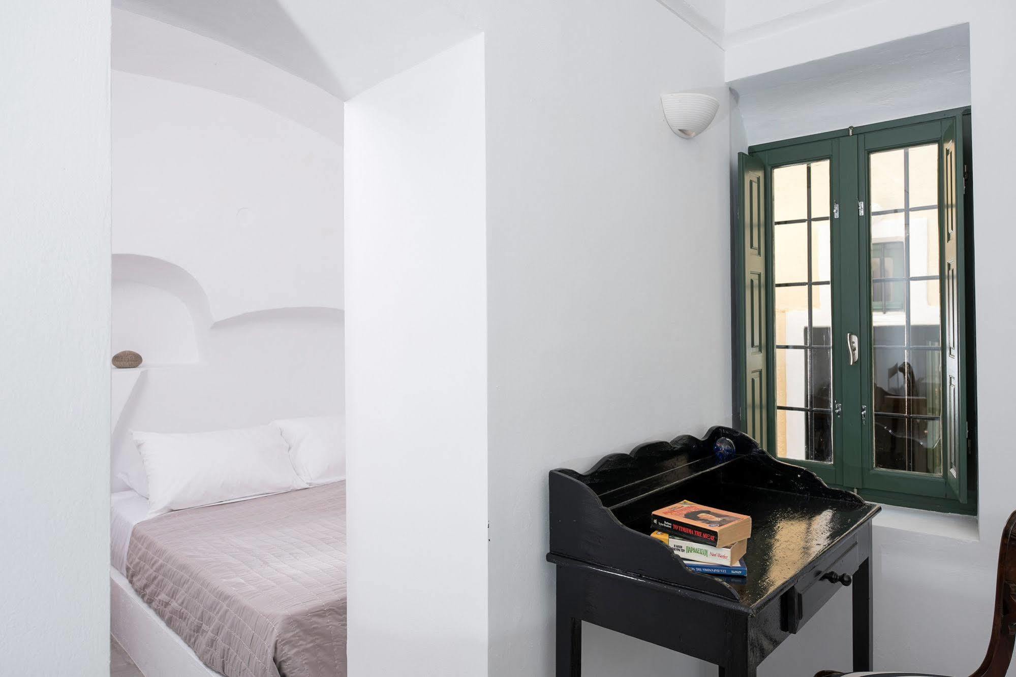 Erofili Villa Fira (Santorini)