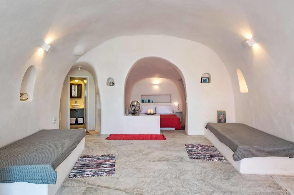 Amelie Canaves By Thireon Villa Oia (Santorini)