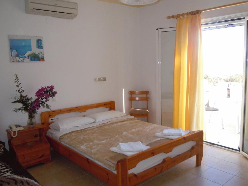 Atlas Guest house Karterados (Santorini)