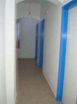 Marousi 2* Perissa (Santorini)