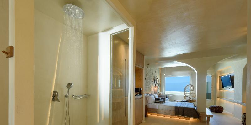 Bed & Breakfast Divelia East