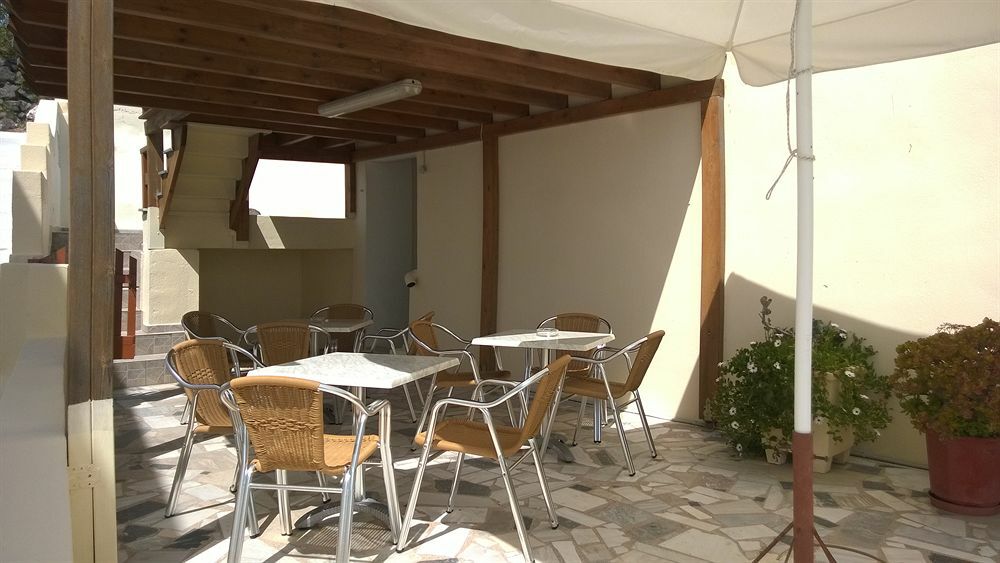 Aparthotel Anemomilos 2*