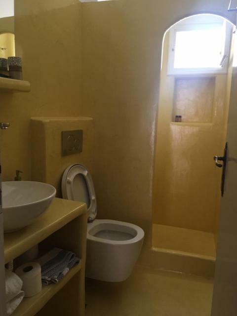 Apartment Irineos *