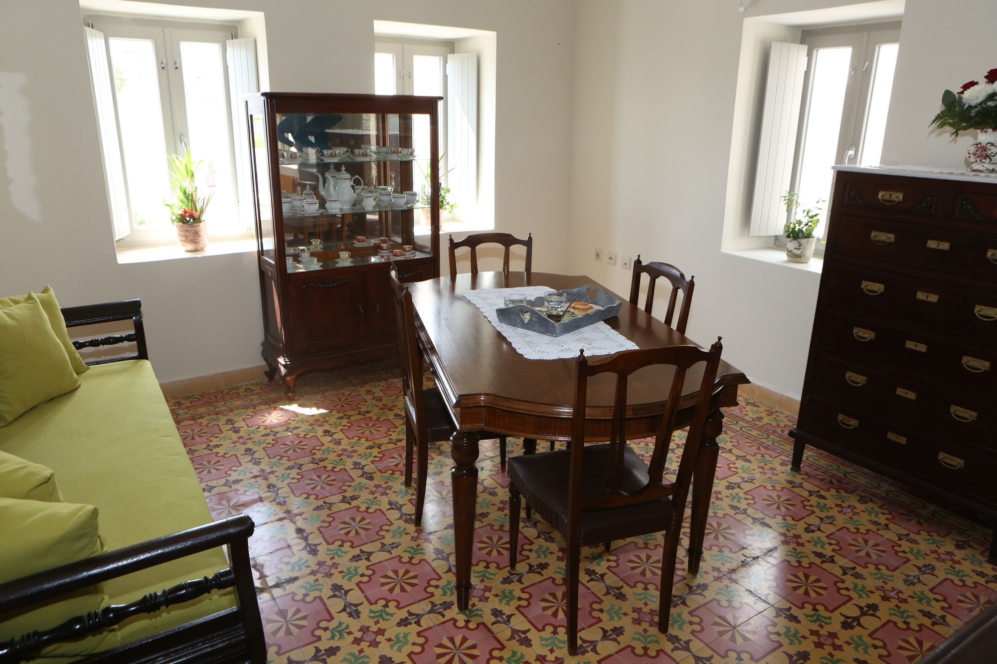 Nomikos Mansion Apartment