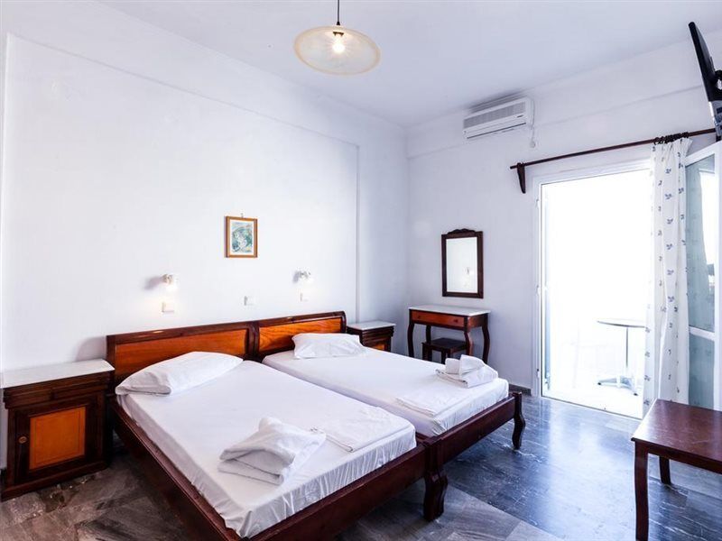 Selini ηotel (adults Only) Kamari (Santorini)