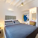 White Harmony Suites