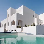Voca Hotel & Suites