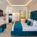 Aura Suites