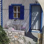 Darzenta Athina Apartments Perivolos