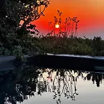 270 Oias View