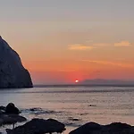 Hotel Pleasure Black Beach Perissa Santorini