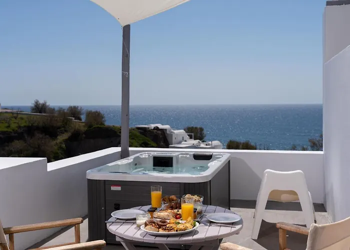 Red Beach Harmony Suites Sotiria