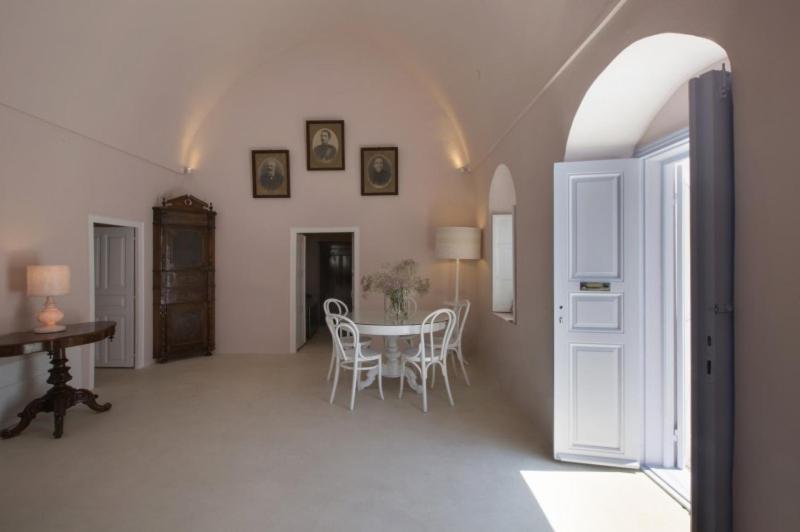 Dantelo Luxury Private Residences Messaria (Santorini)