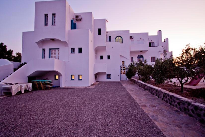 Petra Nera Hotel 2*