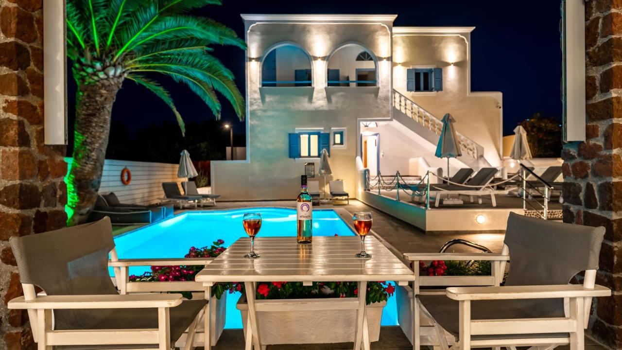 Stelios Place Aparthotel 3*