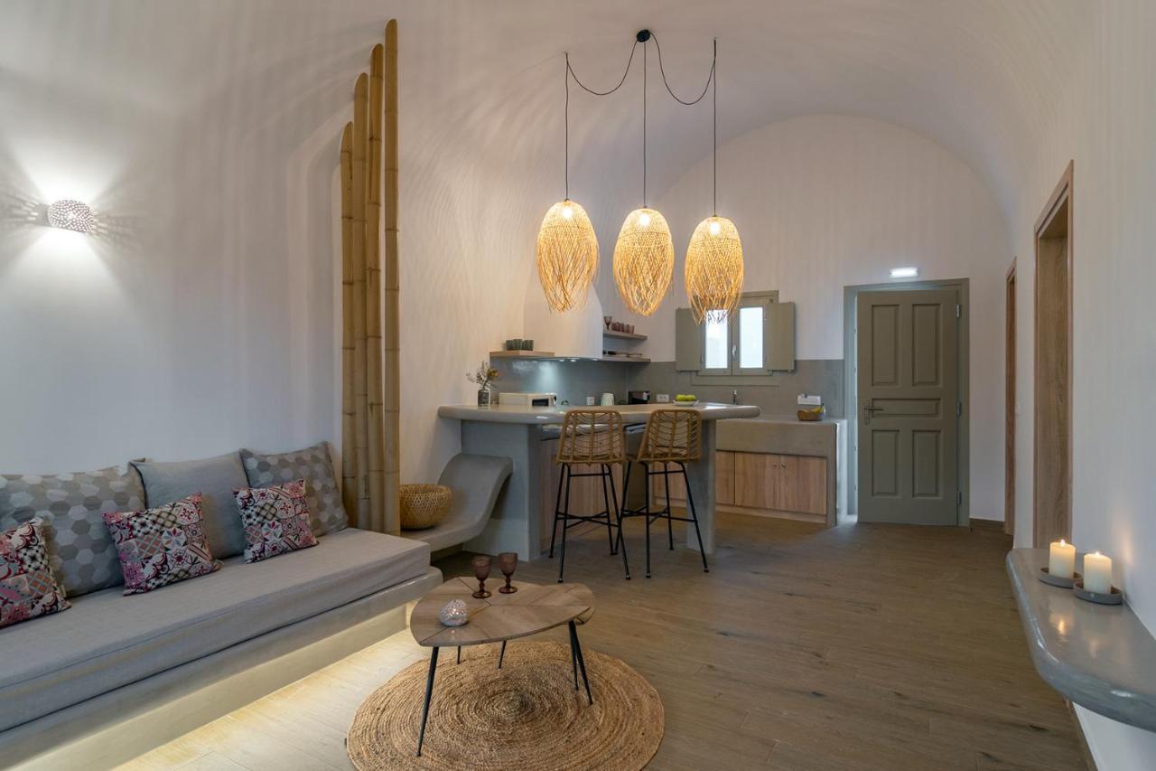 Dolce Apartment Kamari (Santorini)